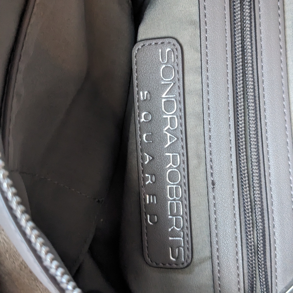 Sondra Roberts Squared Gray Silver Hand Shoulder Bag - Picture 4 of 11